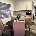 113 Beach Road- 1 Bedroom Unit